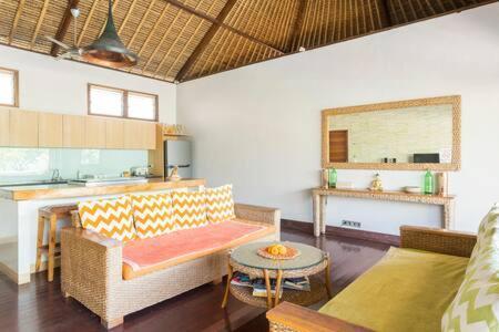 Villa Agung Нуса-Лембонган Экстерьер фото