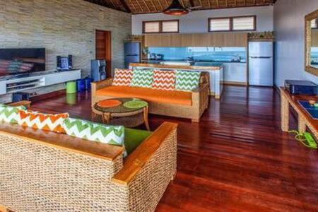 Villa Agung Нуса-Лембонган Экстерьер фото